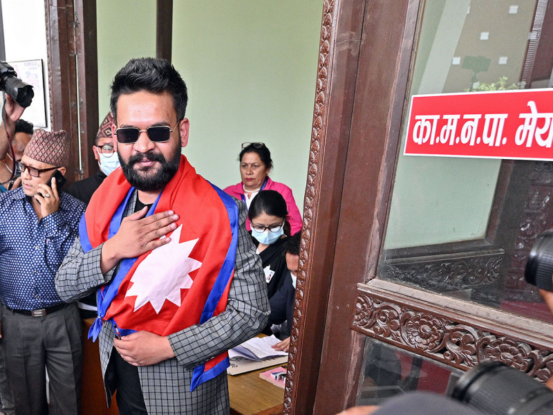 काठमाडौंको मेयरमा बालेन शाह र उपमेयरमा सुनिता डंगाेल निर्वाचित